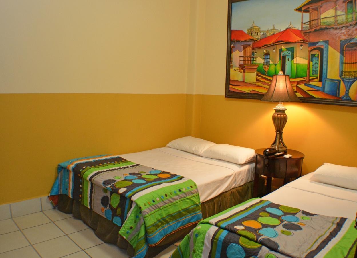 Hotel Los Balcones De Chinandega Cameră foto