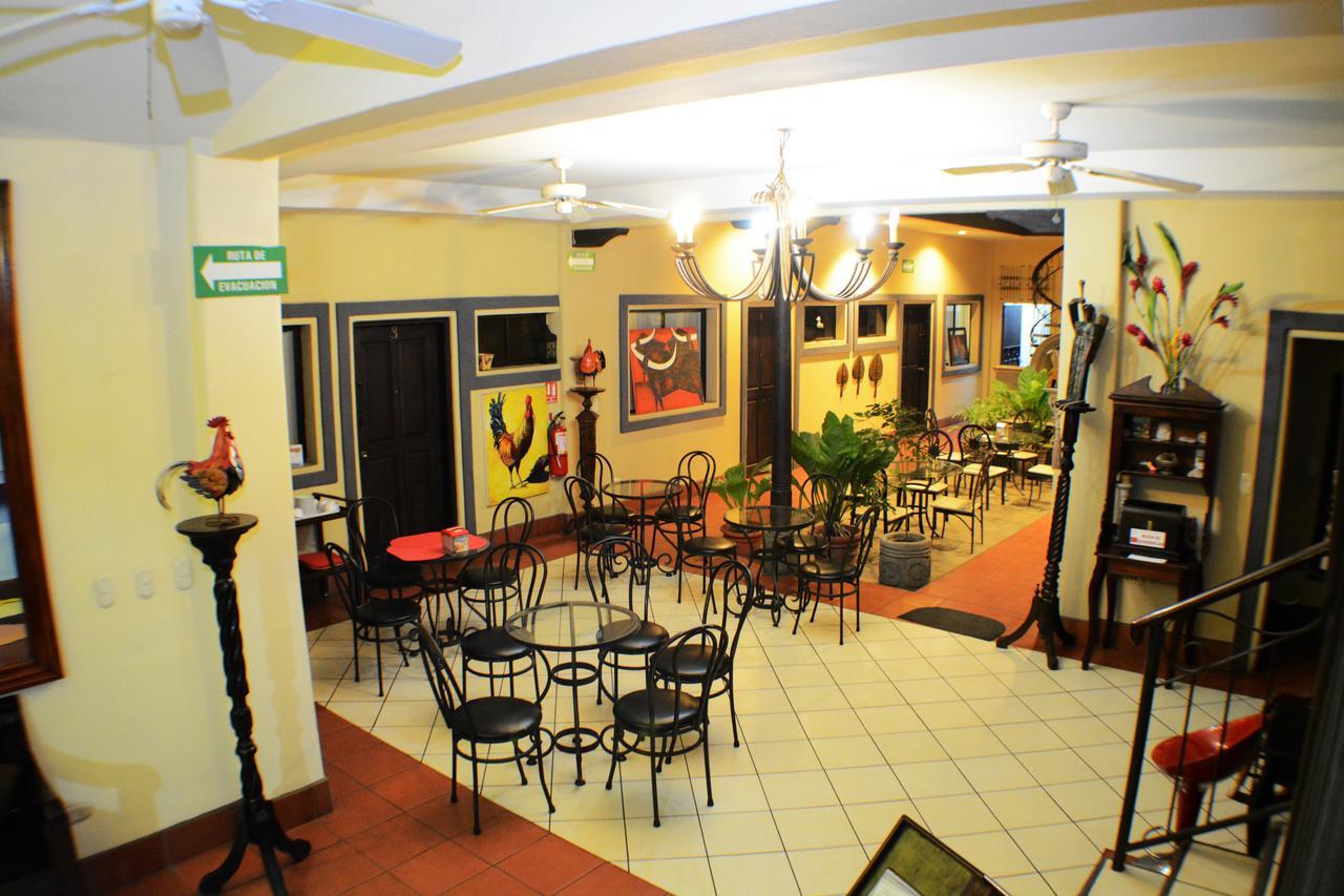 Hotel Los Balcones De Chinandega Exterior foto