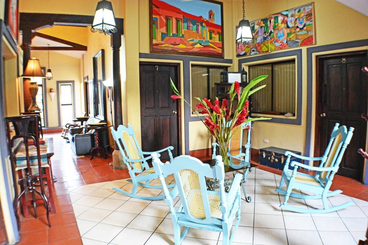 Hotel Los Balcones De Chinandega Exterior foto