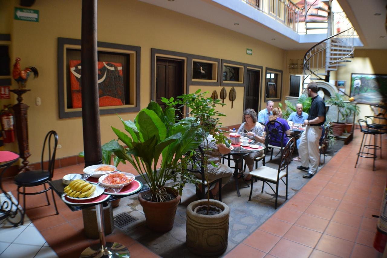Hotel Los Balcones De Chinandega Exterior foto