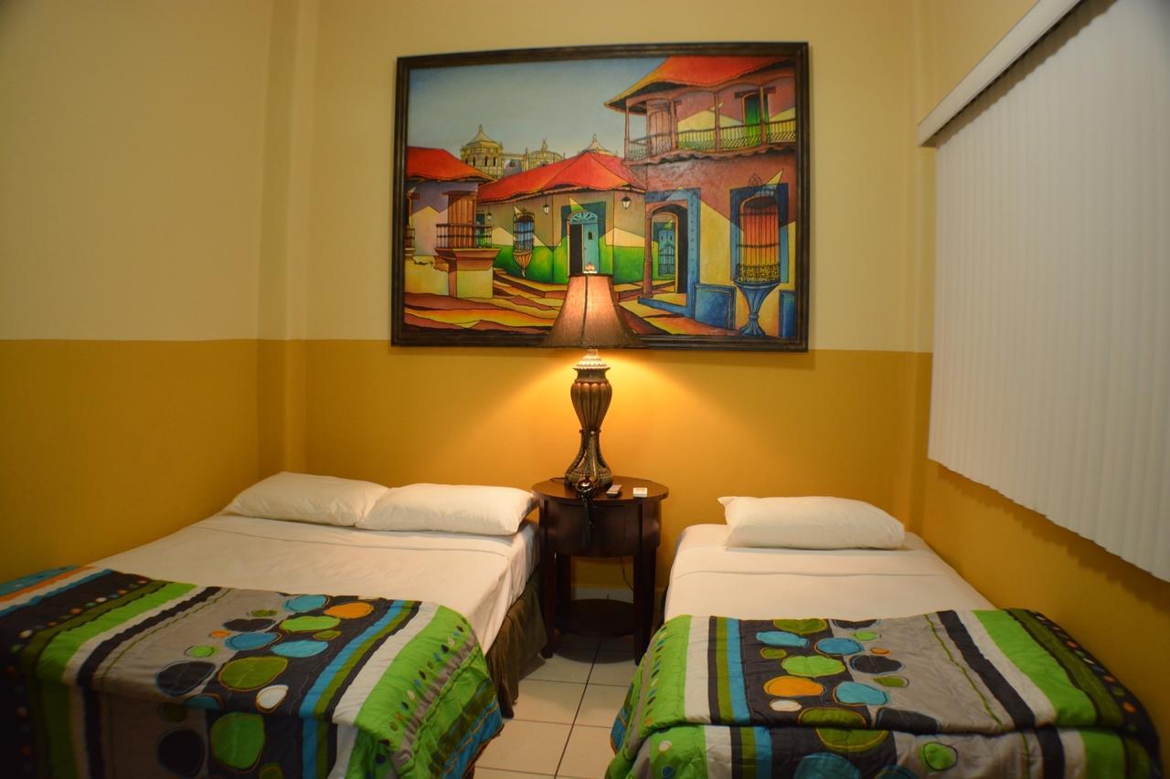 Hotel Los Balcones De Chinandega Exterior foto