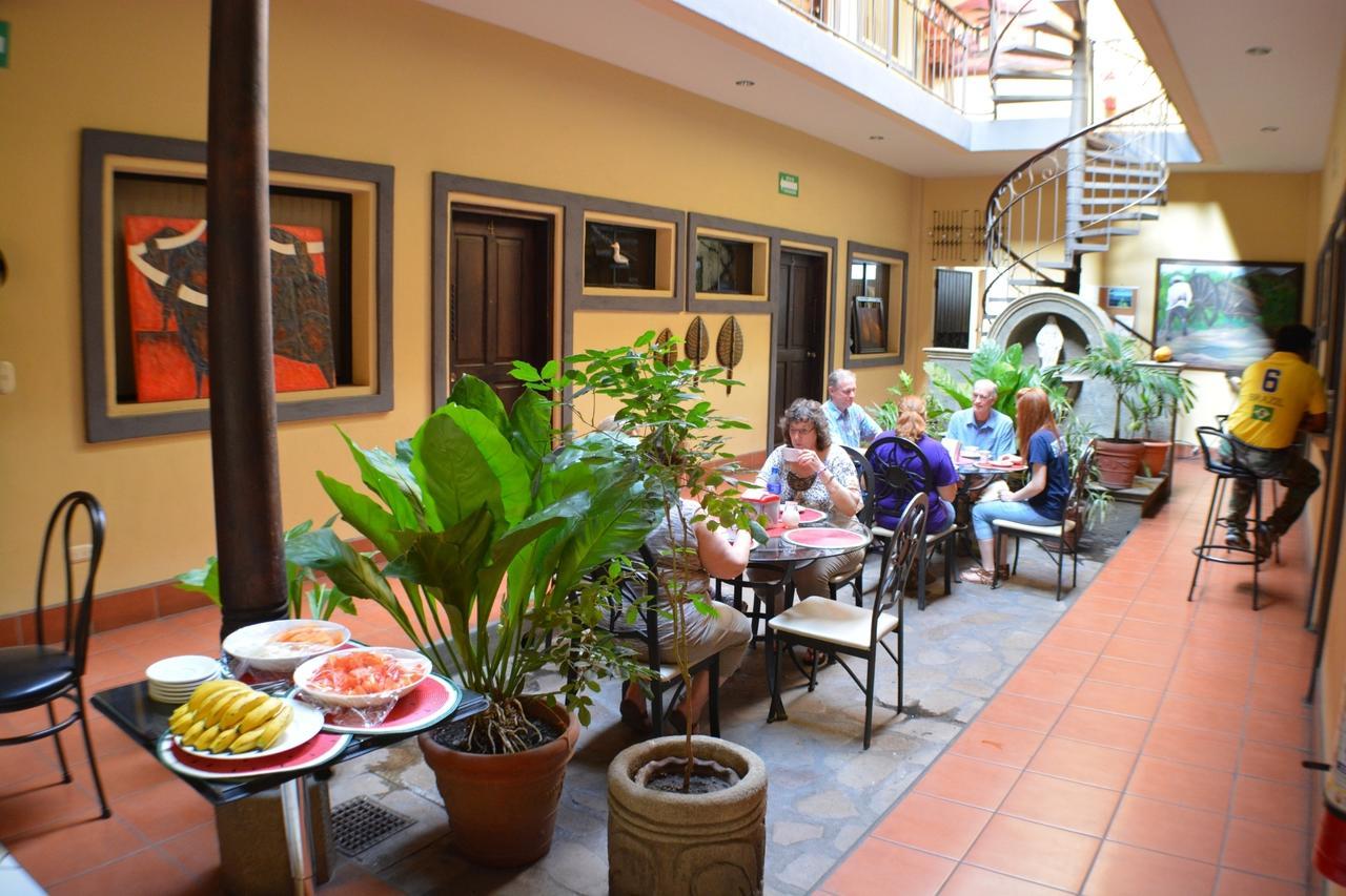 Hotel Los Balcones De Chinandega Exterior foto